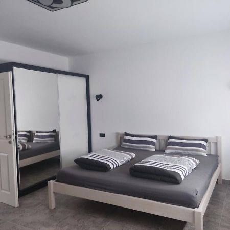 Ferienwohnung Am Kapellplatz อัลเทิตทิง ภายนอก รูปภาพ